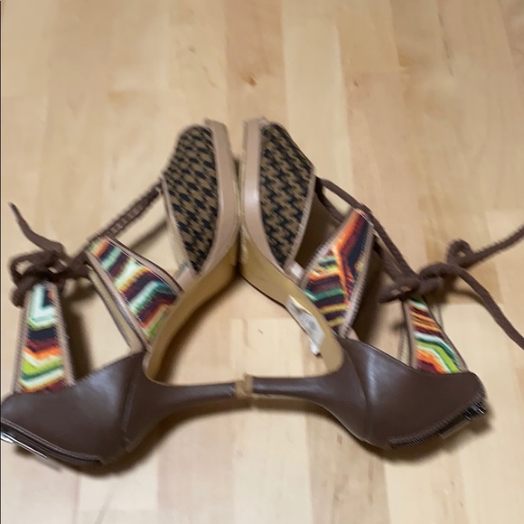 Lace up Peep toe Heels - Picture 5 of 8